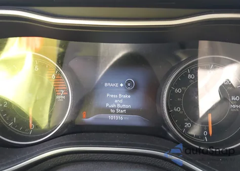 2019 Jeep Cherokee Limited 4X4 из США, поврежденный, VIN 1C4PJMDN6KD151073